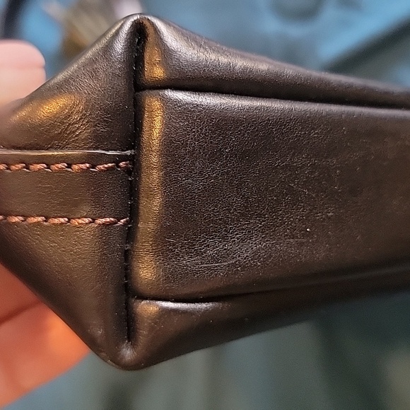 Dooney & Bourke Black Genuine Leather Crossbody Tassle Bag‎ - Picture 6 of 12